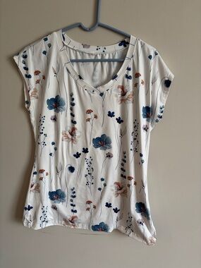 Floral V-Neck Women's Top in White with Blue & Peach Flowers